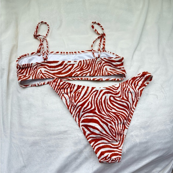 KENDALL + KYLIE Orange Zebra Bikini Size S - Picture 2 of 4